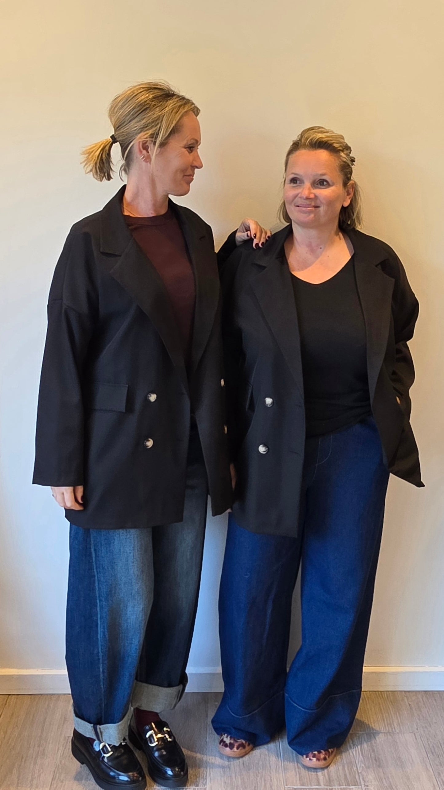 Isa blazer oversized black